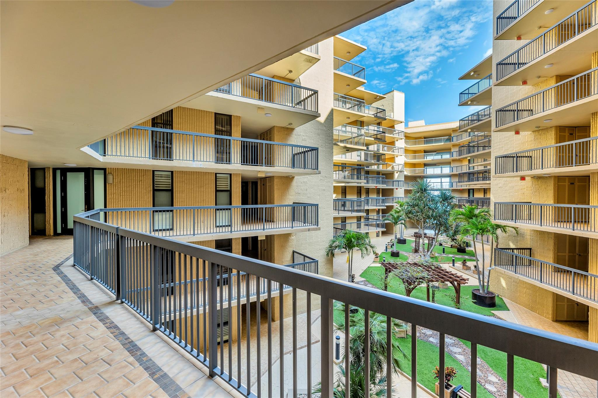 1167 Hillsboro Mile #306, Hillsboro Beach FL 33062
