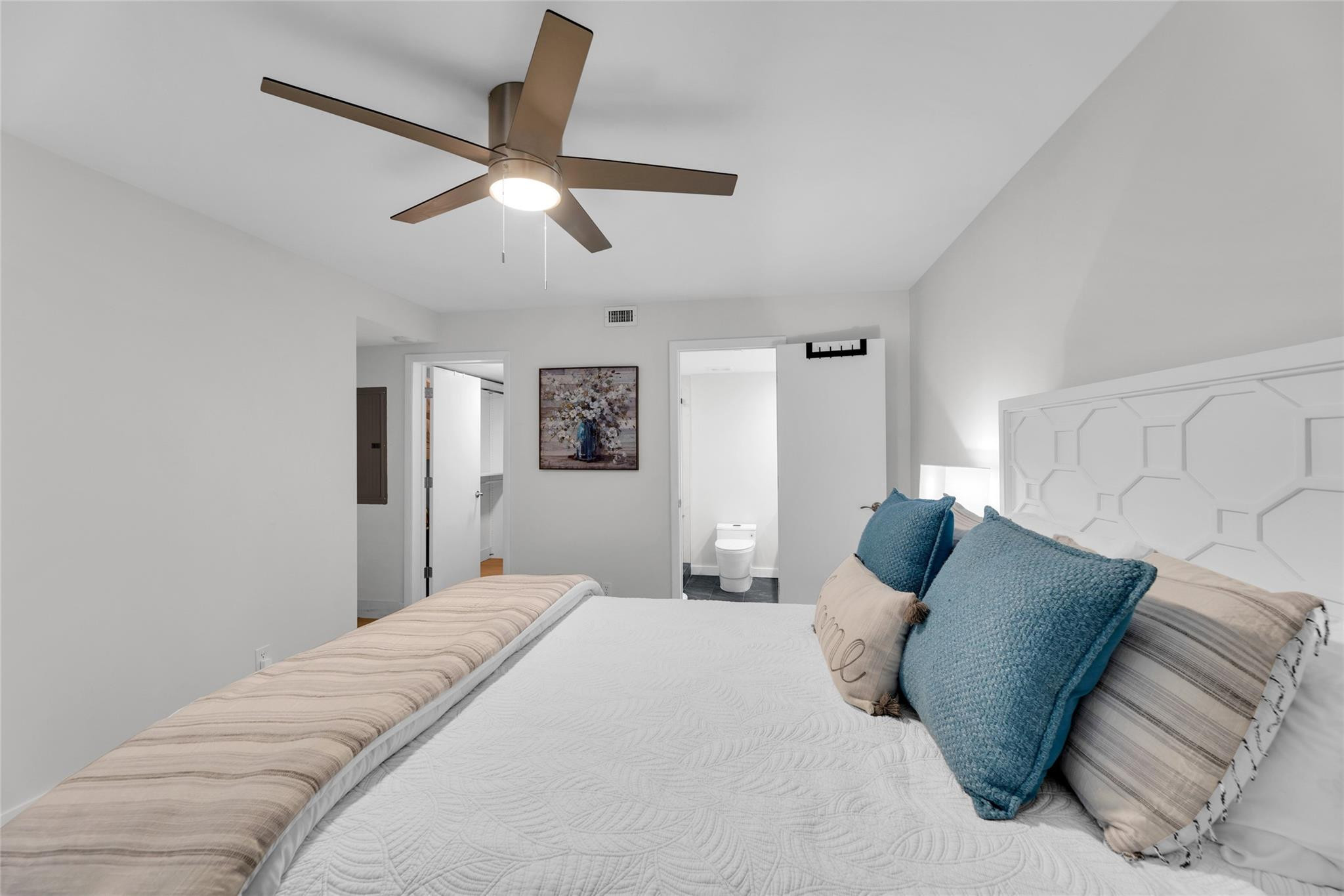 1167 Hillsboro Mile #306, Hillsboro Beach FL 33062
