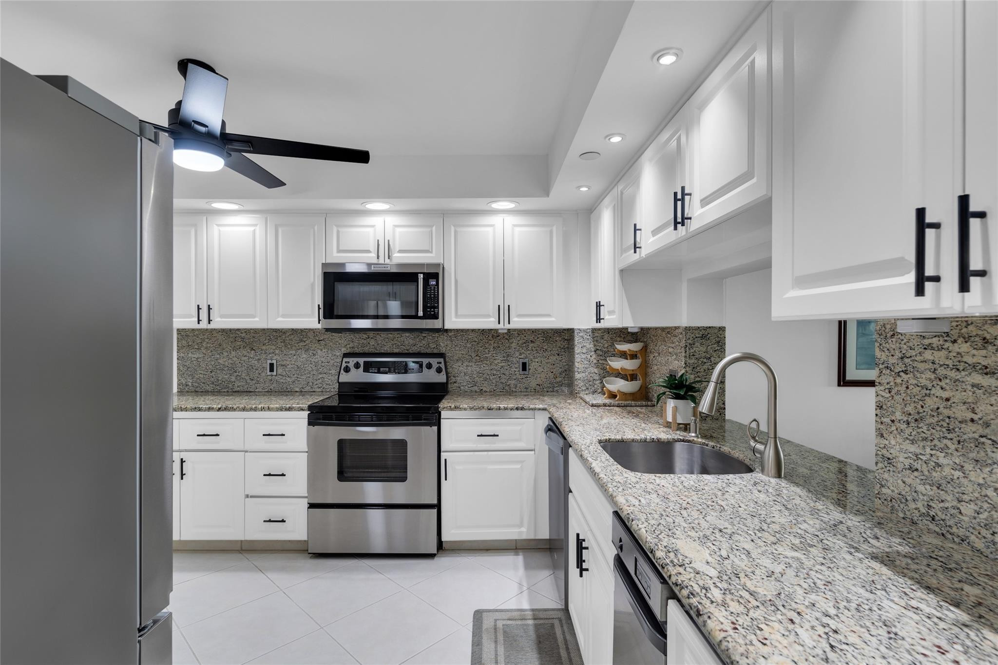 1167 Hillsboro Mile #306, Hillsboro Beach FL 33062