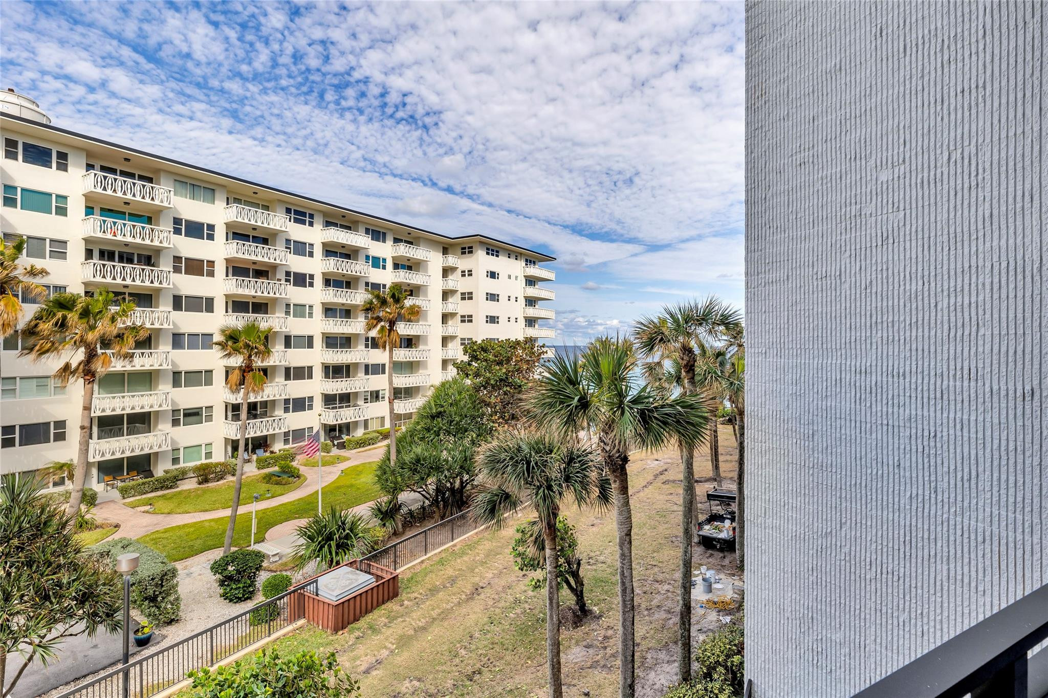 1167 Hillsboro Mile #306, Hillsboro Beach FL 33062