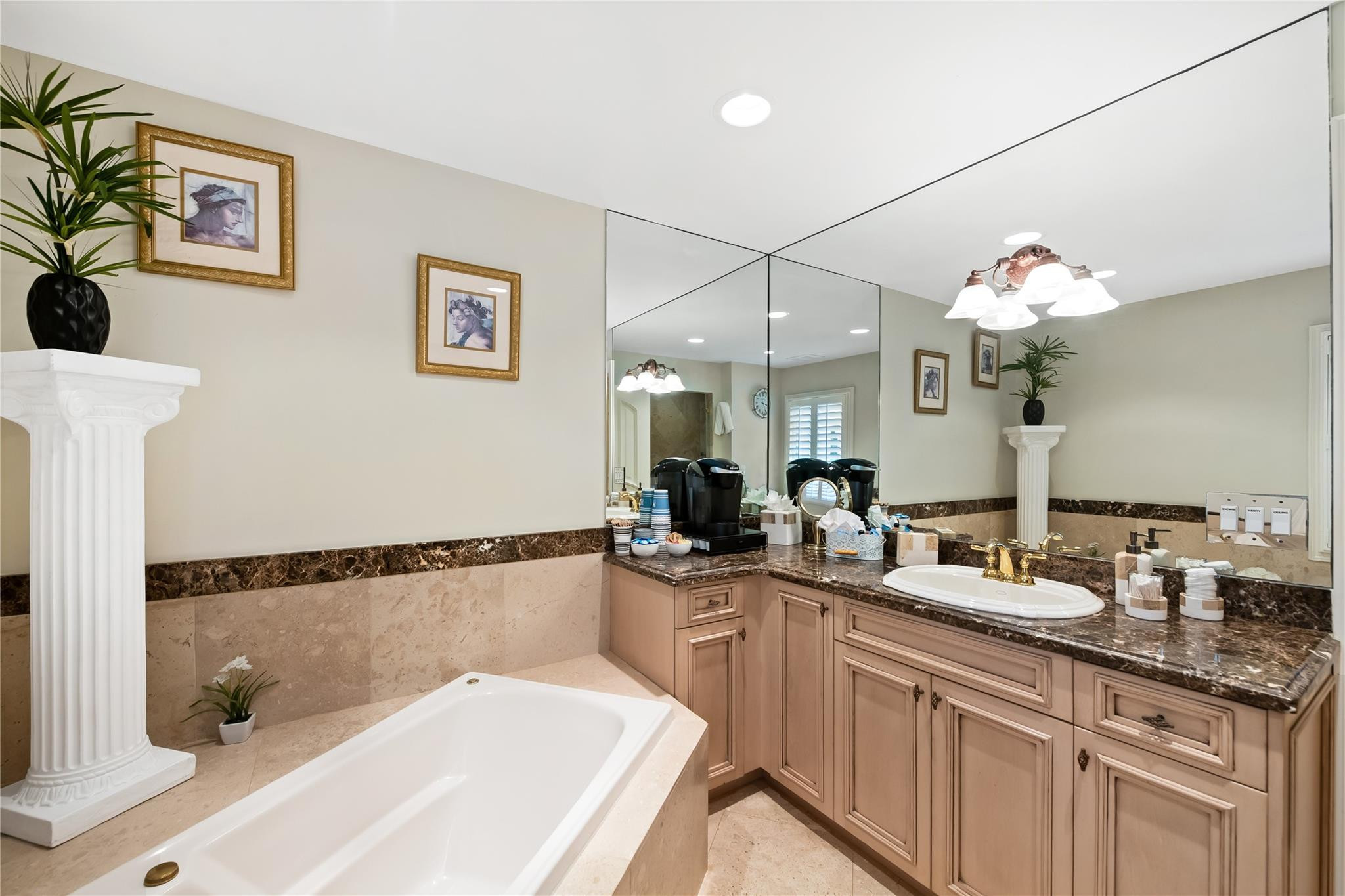 1600 S Ocean, Fort Lauderdale FL 33316