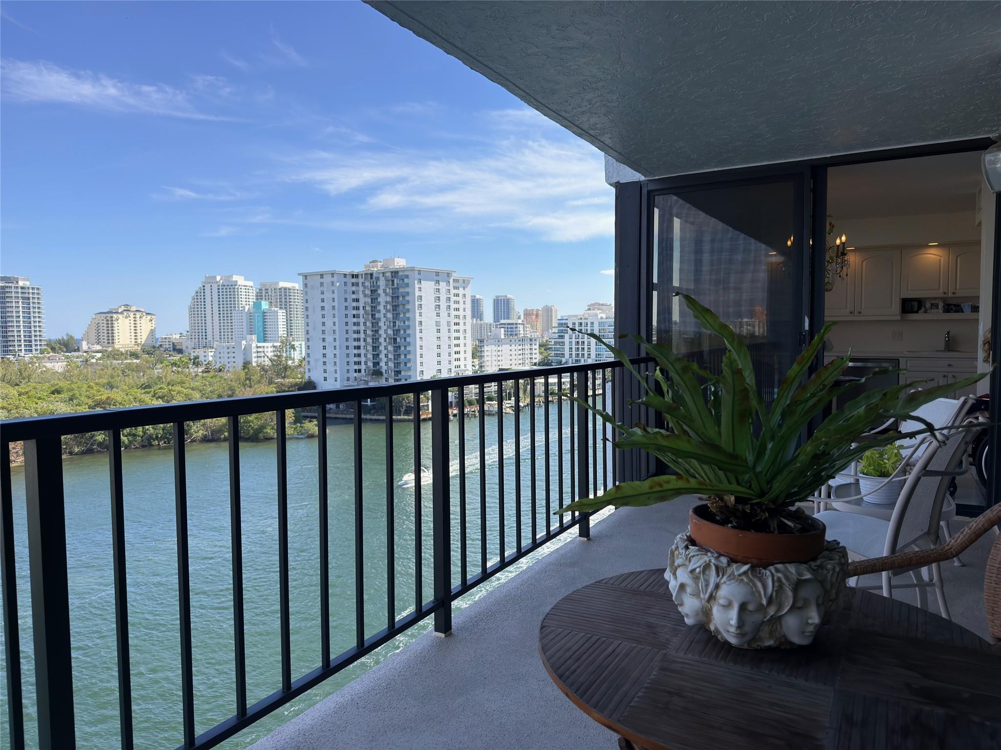 936 Intracoastal #10e, Fort Lauderdale FL 33304