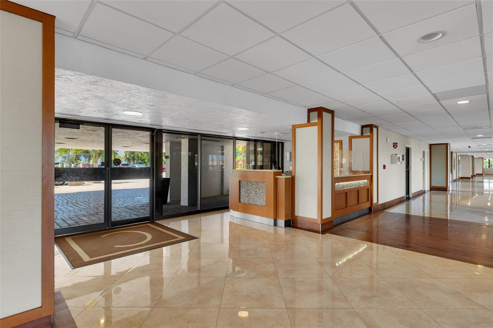 936 Intracoastal #10e, Fort Lauderdale FL 33304