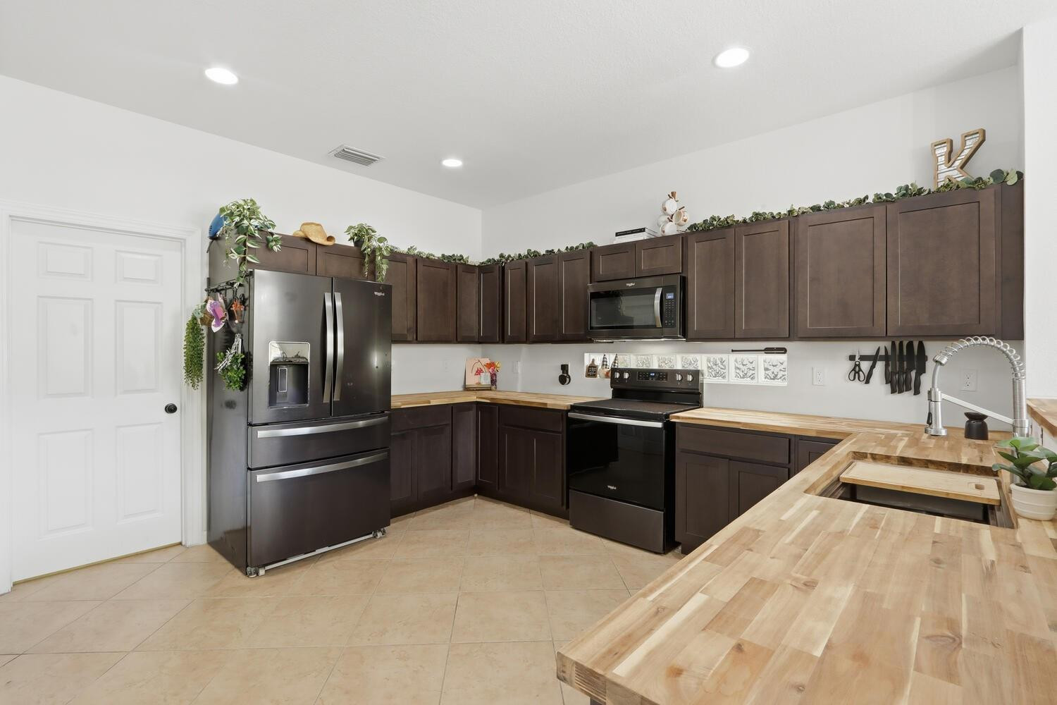 1085 Center Stone, Riviera Beach FL 33404