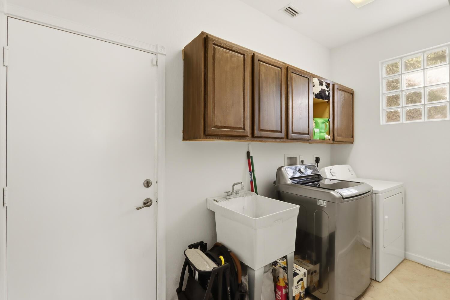 1085 Center Stone, Riviera Beach FL 33404