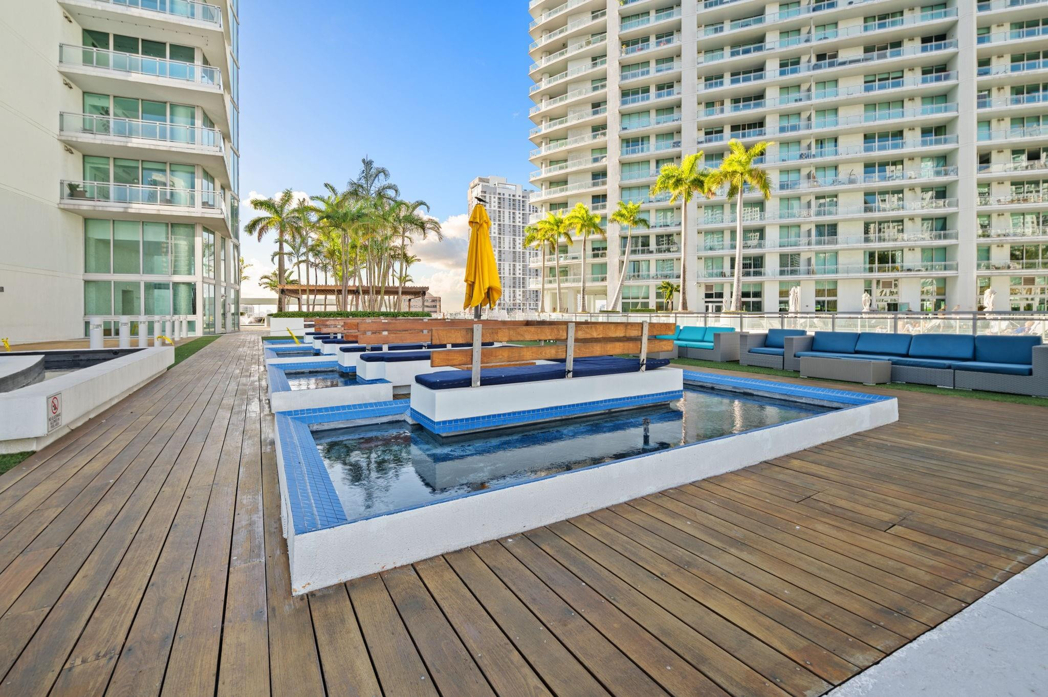 92 SW 3rd #1807, Miami FL 33130