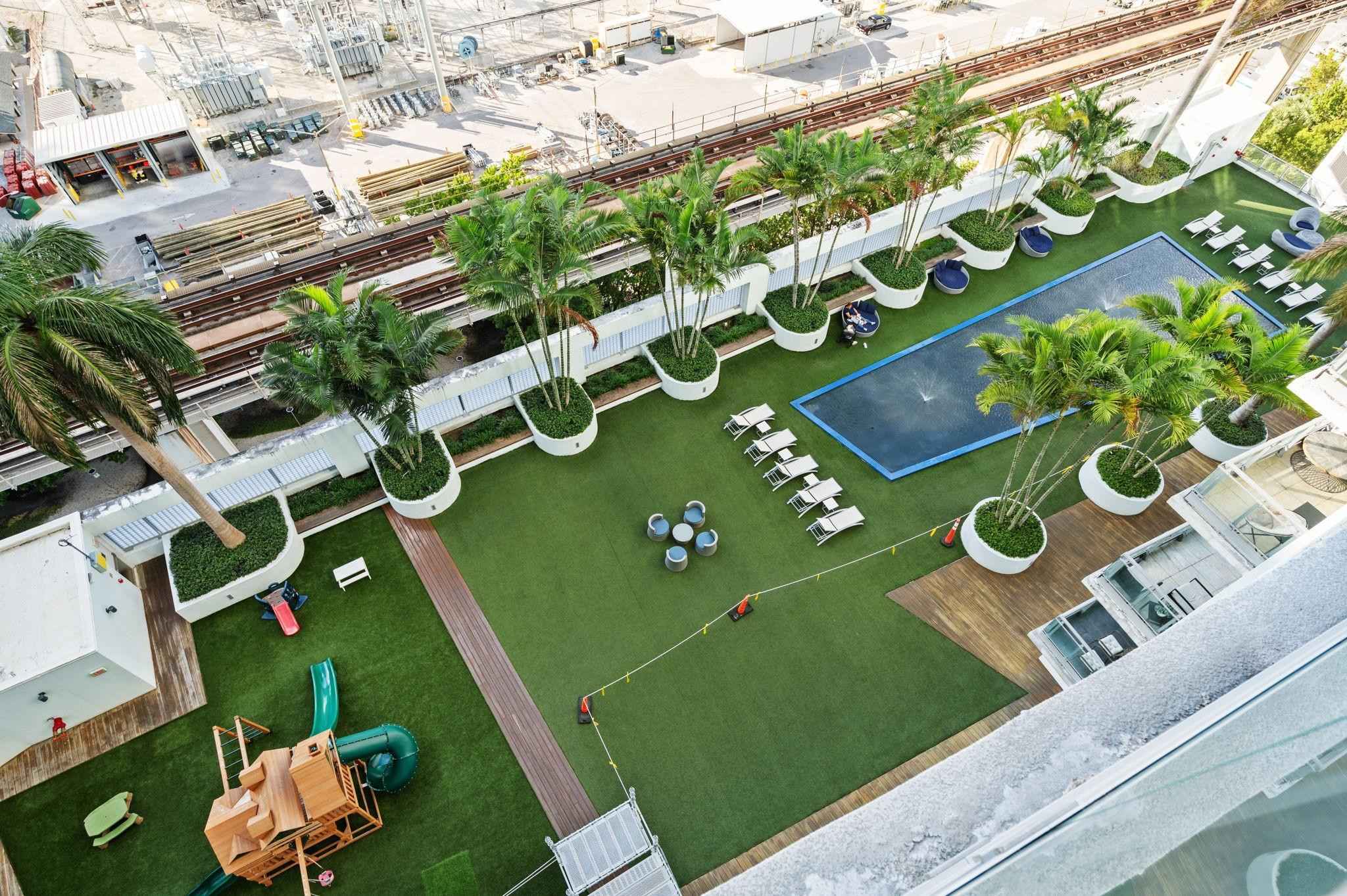 92 SW 3rd #1807, Miami FL 33130