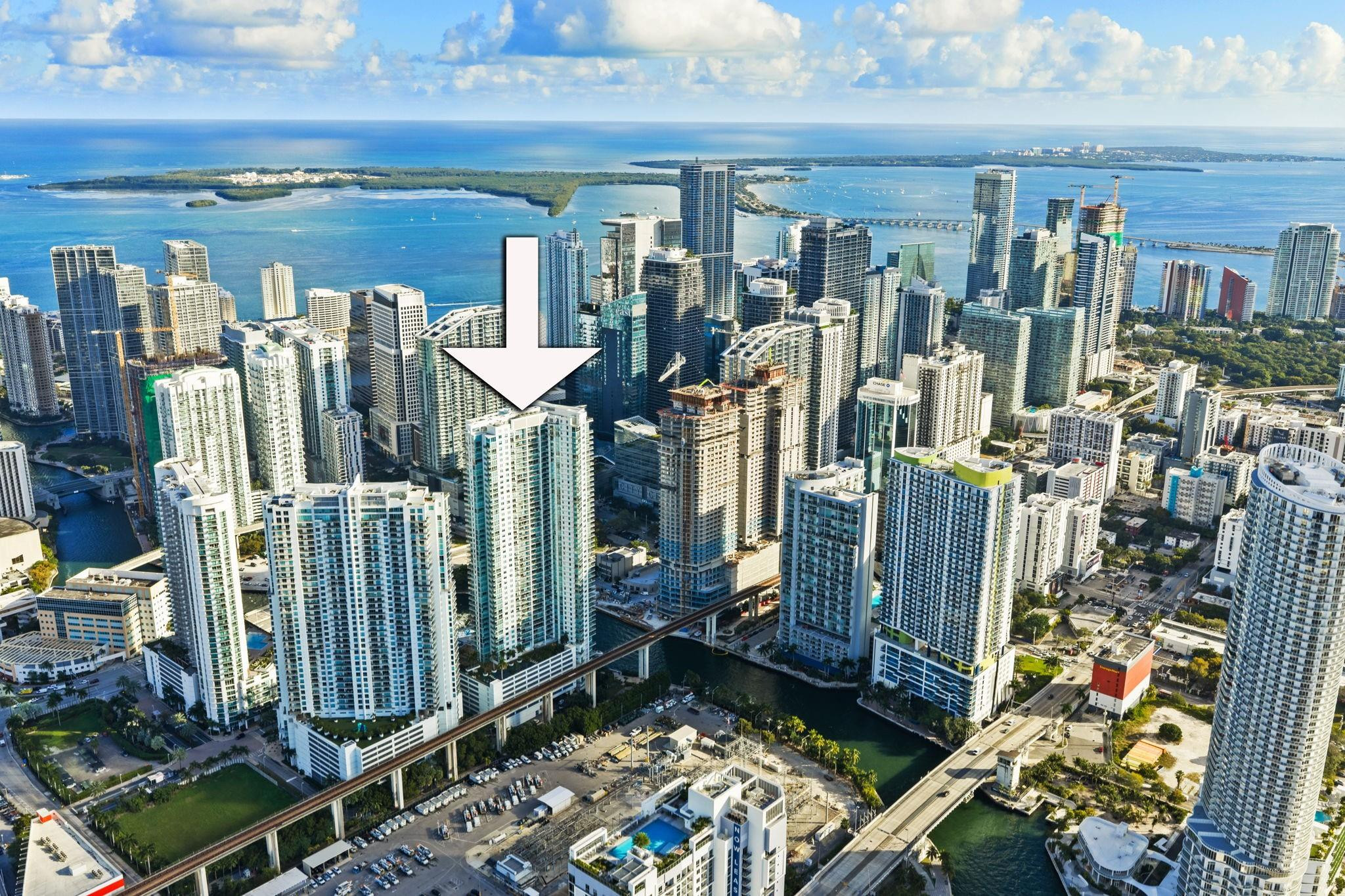 92 SW 3rd #1807, Miami FL 33130
