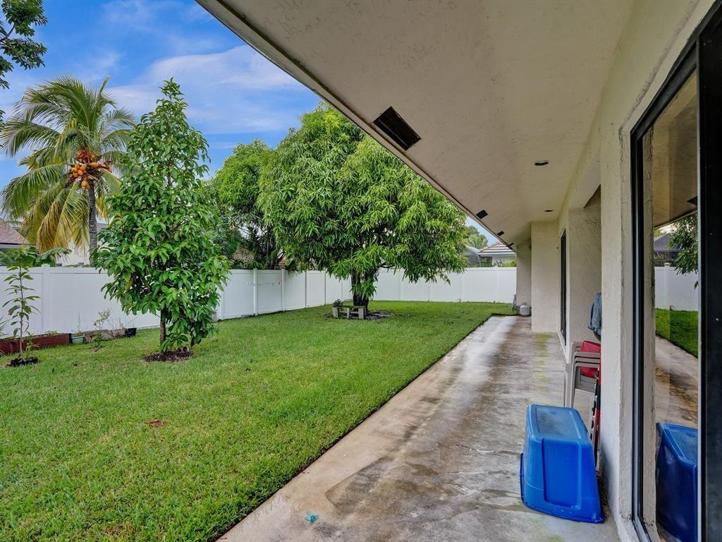 7380 NW 39th, Lauderhill FL 33319