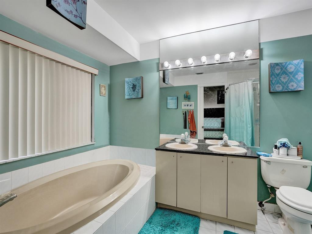 7380 NW 39th, Lauderhill FL 33319