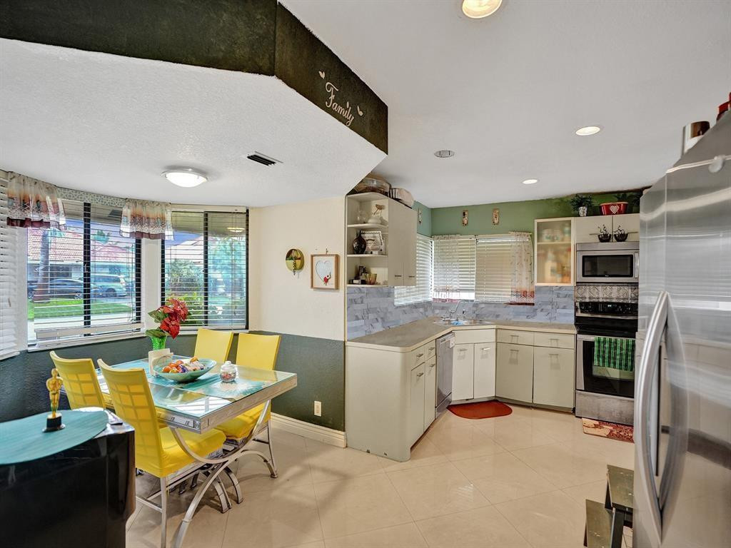 7380 NW 39th, Lauderhill FL 33319