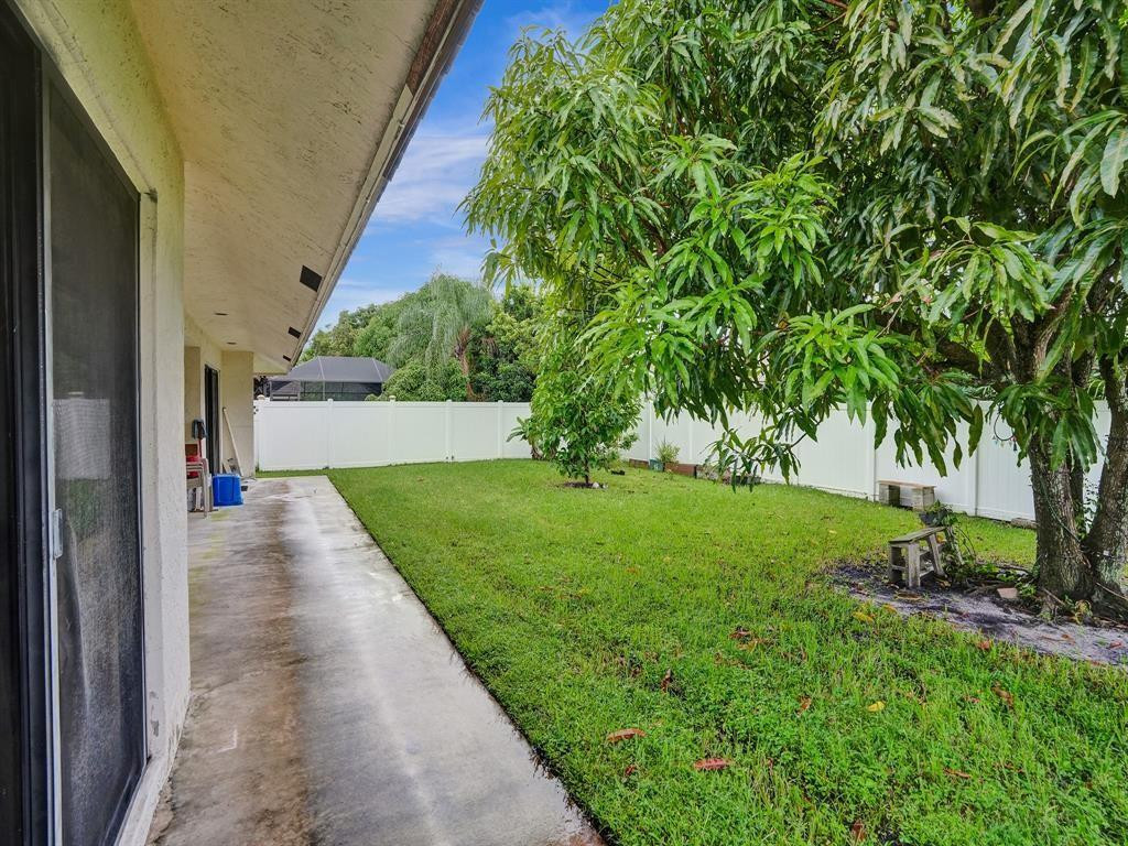 7380 NW 39th, Lauderhill FL 33319
