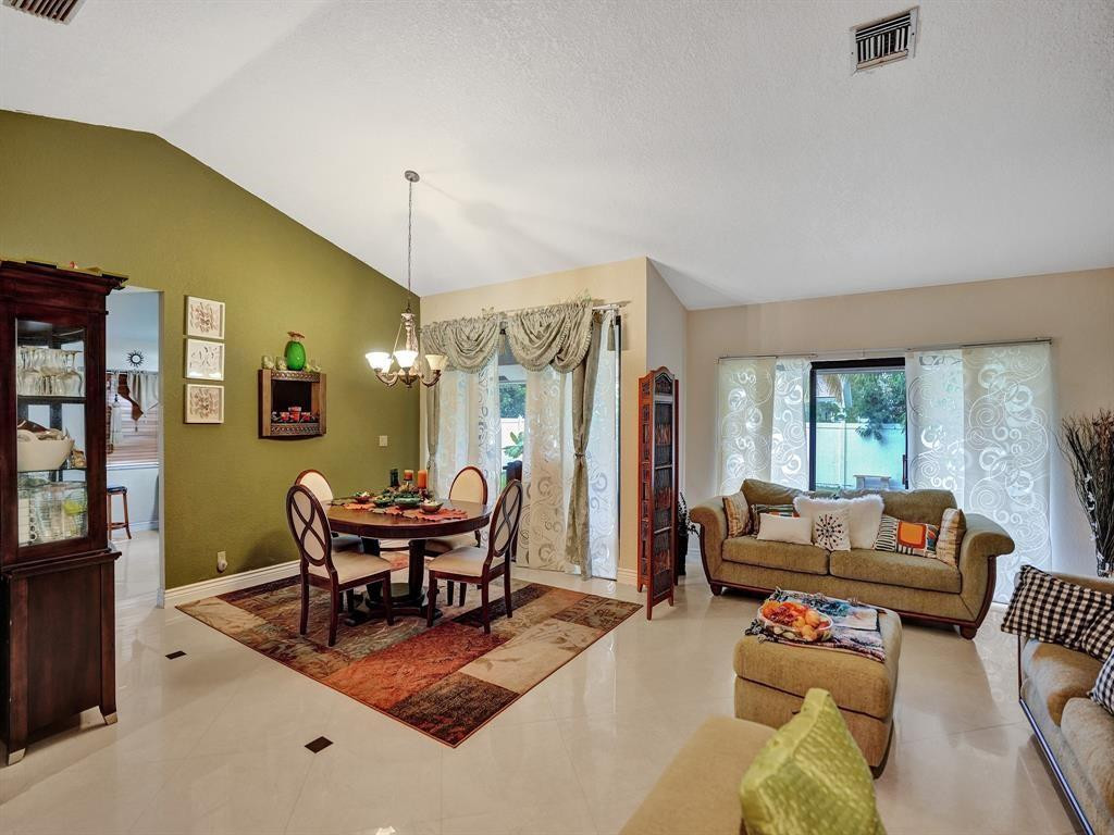 7380 NW 39th, Lauderhill FL 33319