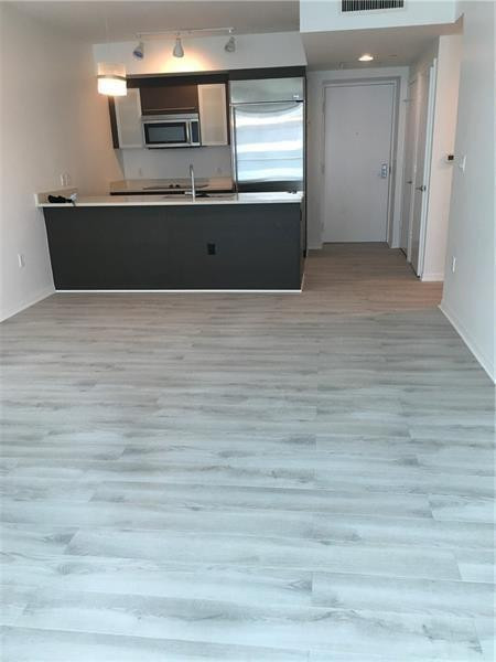500 Brickell #2308, Miami FL 33131