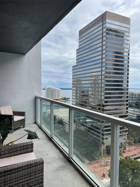 500 Brickell #2308, Miami FL 33131