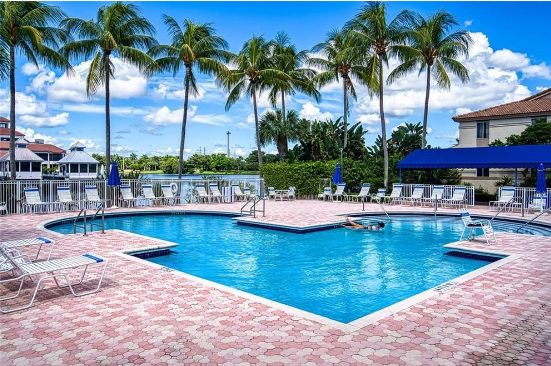 6688 Via Regina, Boca Raton FL 33433