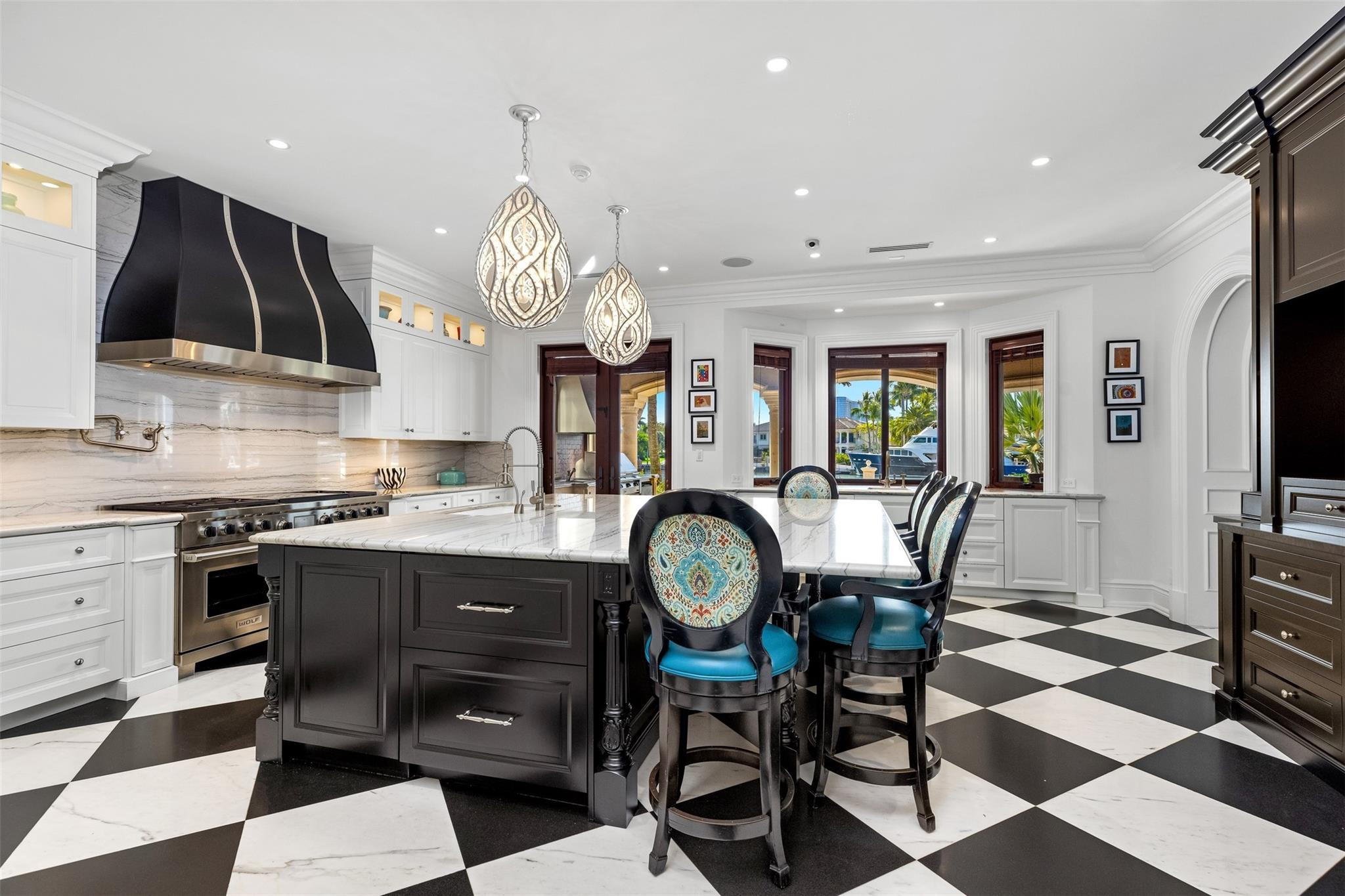 2430 Del Lago, Fort Lauderdale FL 33316