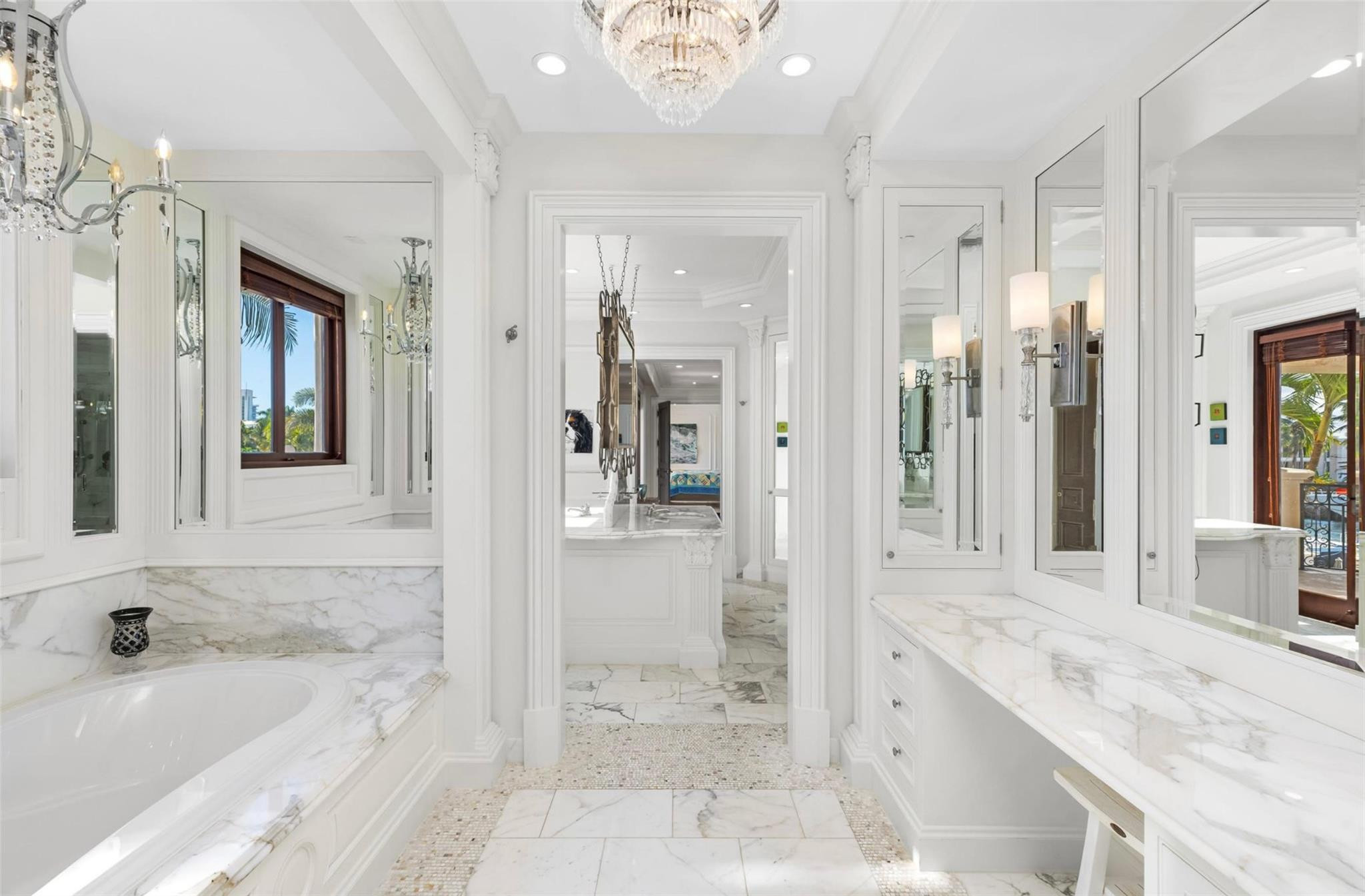 2430 Del Lago, Fort Lauderdale FL 33316