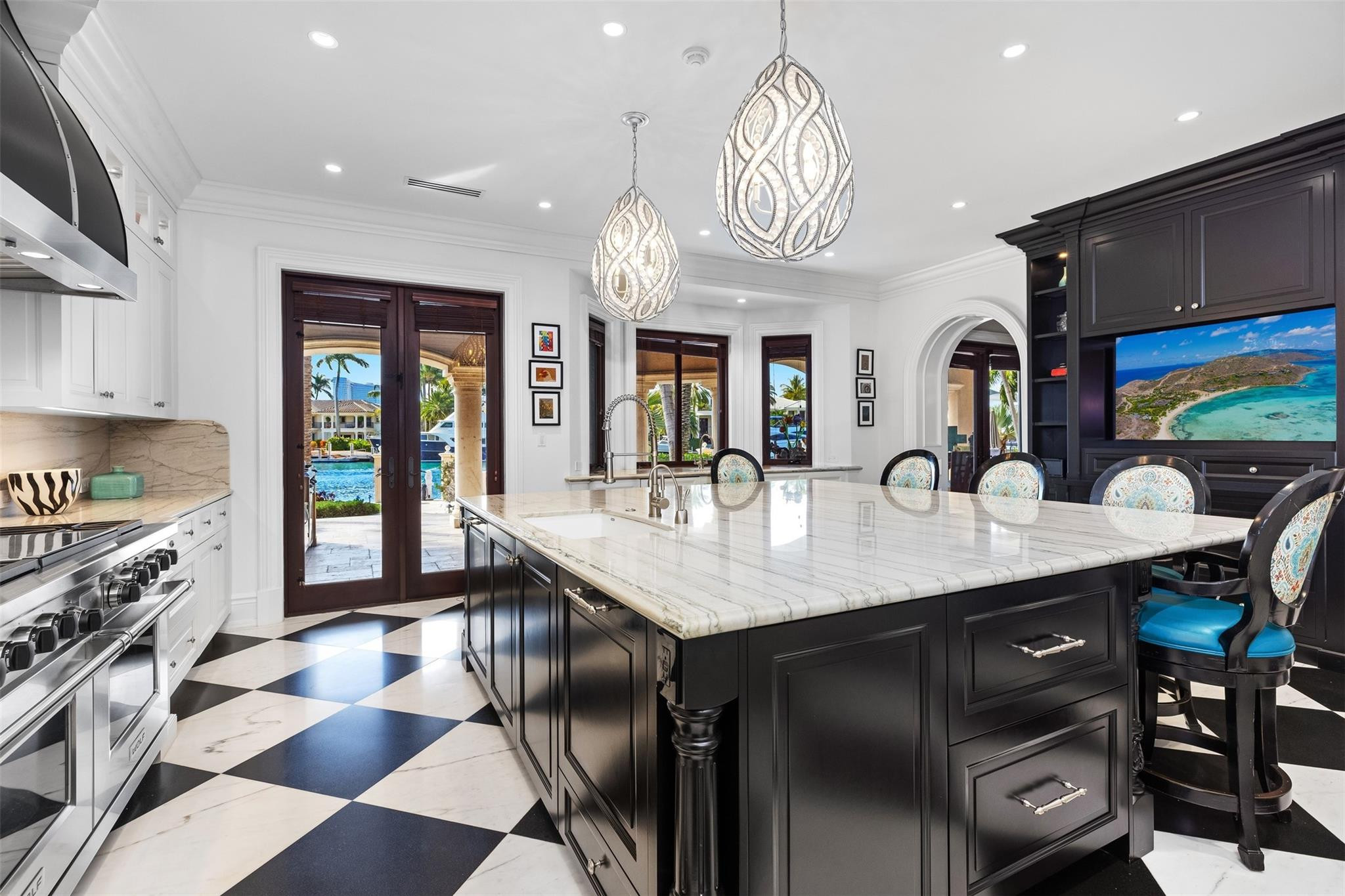 2430 Del Lago, Fort Lauderdale FL 33316