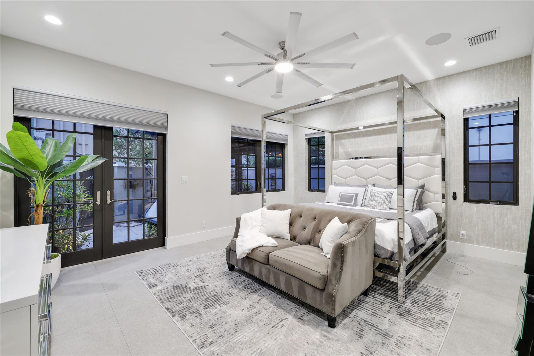 1404 SE 2nd, Fort Lauderdale FL 33301
