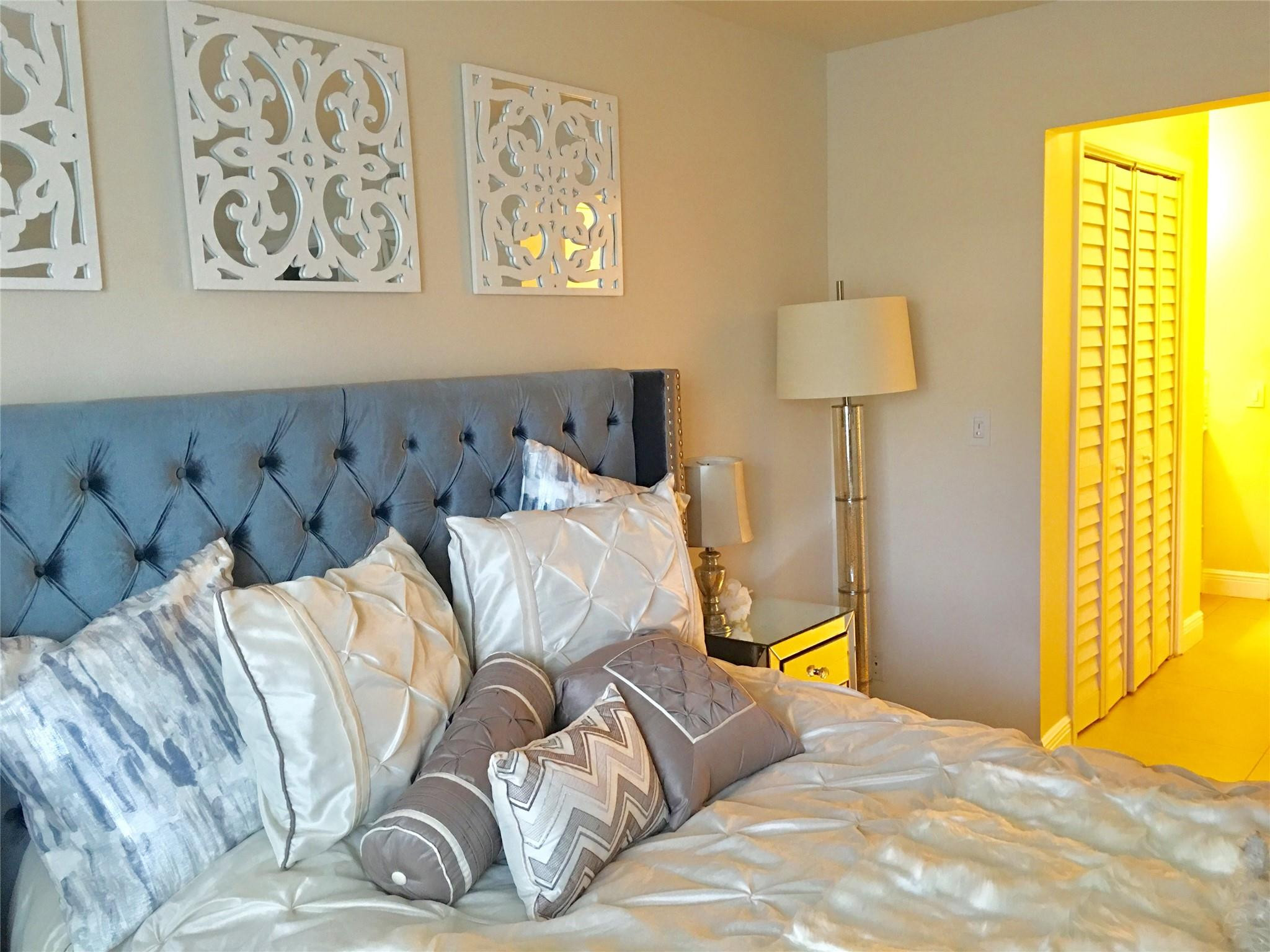 6407 Bay Club #Apt 1, Fort Lauderdale FL 33308