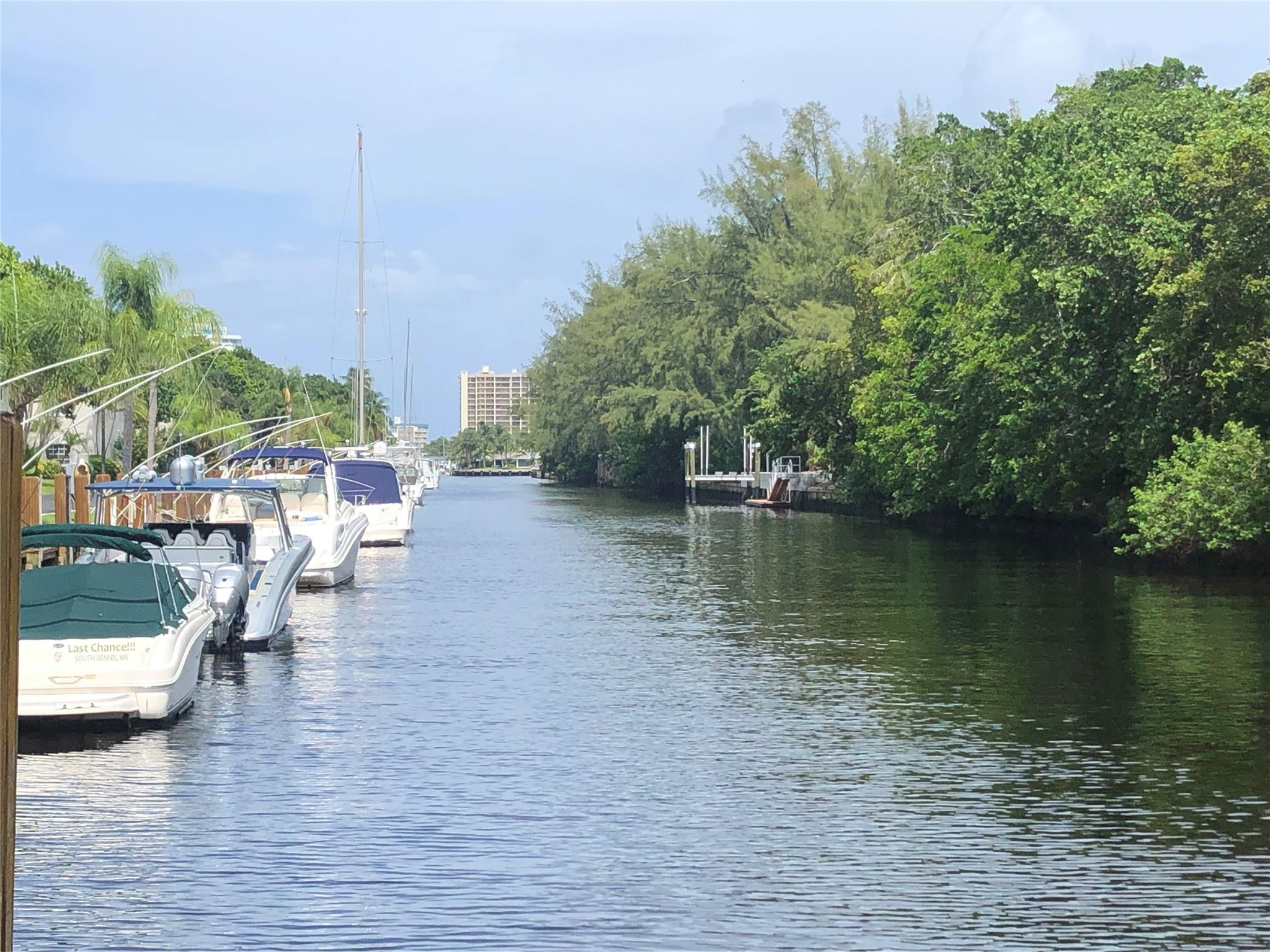 6407 Bay Club #Apt 1, Fort Lauderdale FL 33308