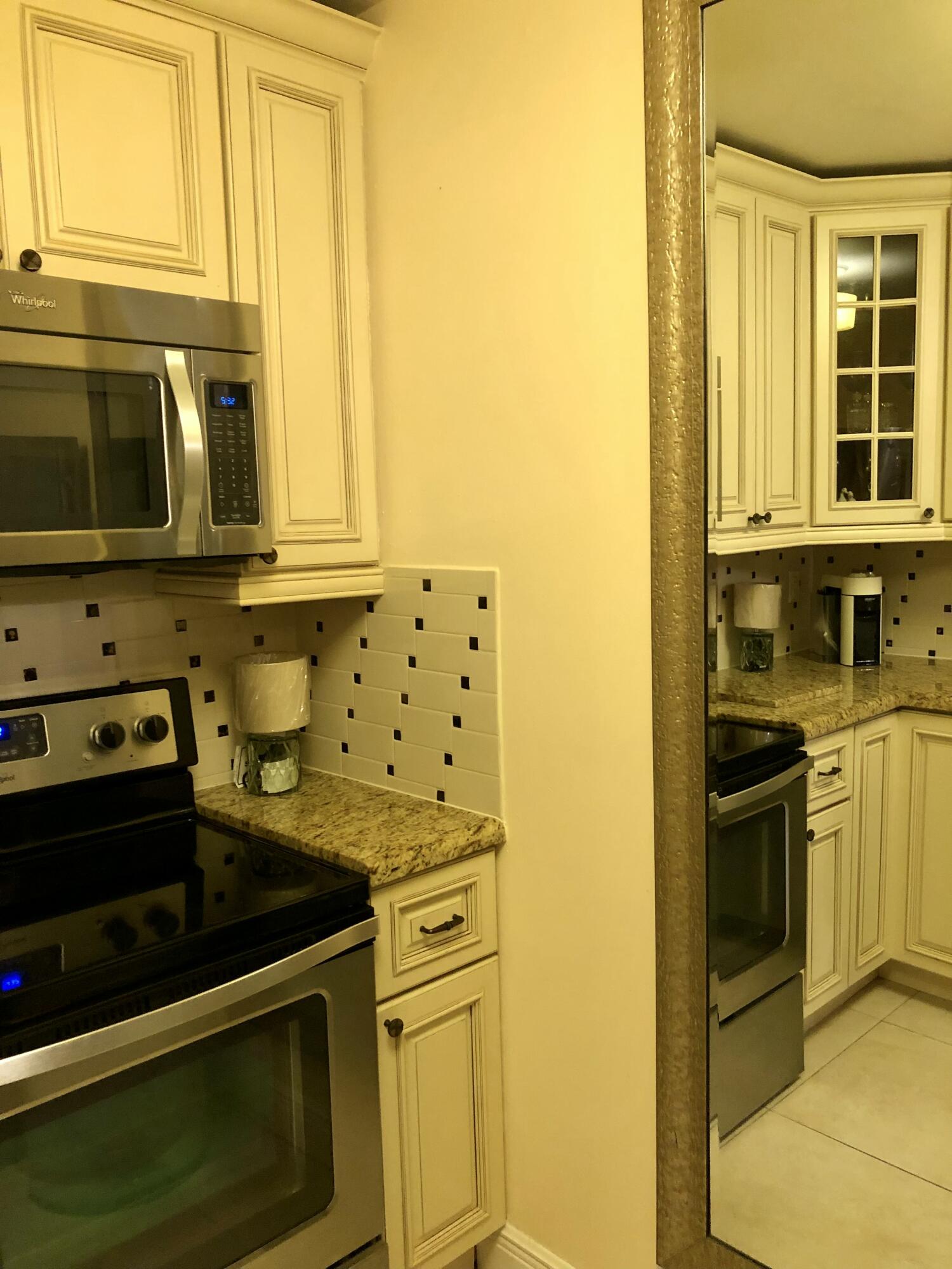 6407 Bay Club #Apt 1, Fort Lauderdale FL 33308
