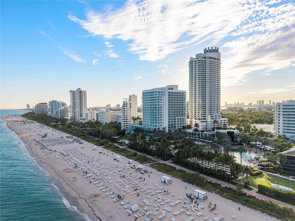 4401 Collins #2701, Miami Beach FL 33140