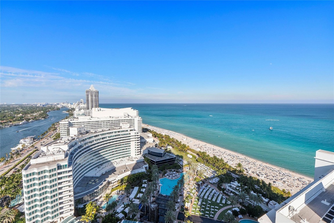 4401 Collins #2701, Miami Beach FL 33140