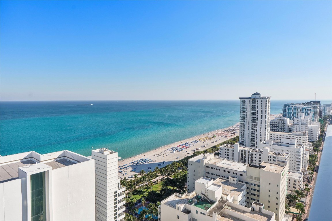 4401 Collins #2701, Miami Beach FL 33140