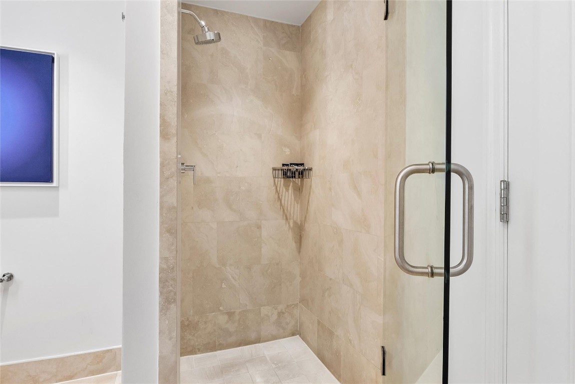 4401 Collins #2701, Miami Beach FL 33140