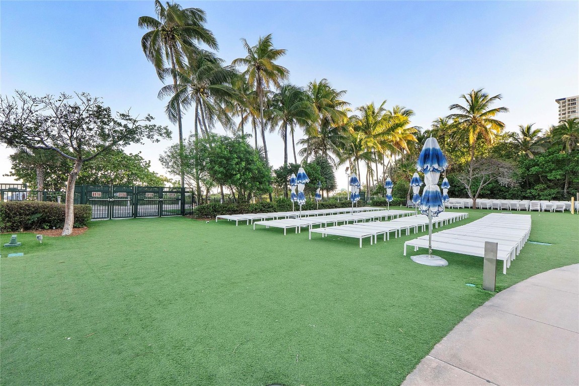 4401 Collins #2701, Miami Beach FL 33140