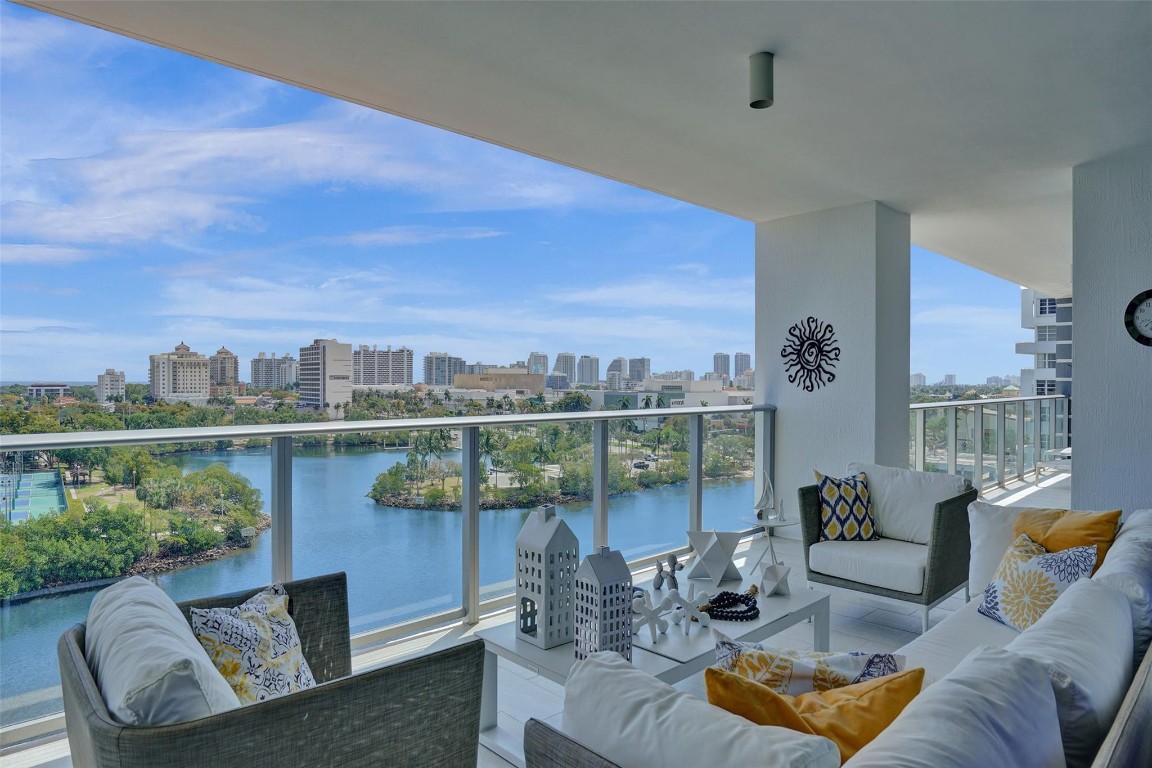 1180 N Federal #804, Fort Lauderdale FL 33304