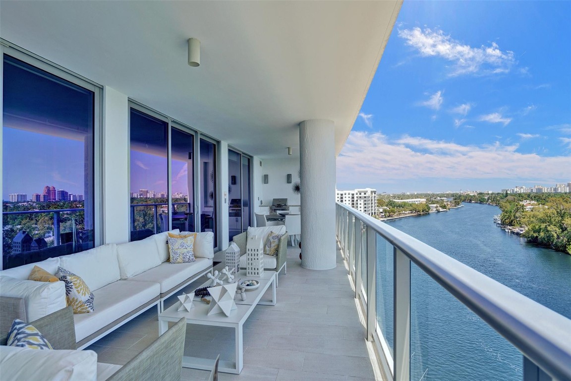 1180 N Federal #804, Fort Lauderdale FL 33304