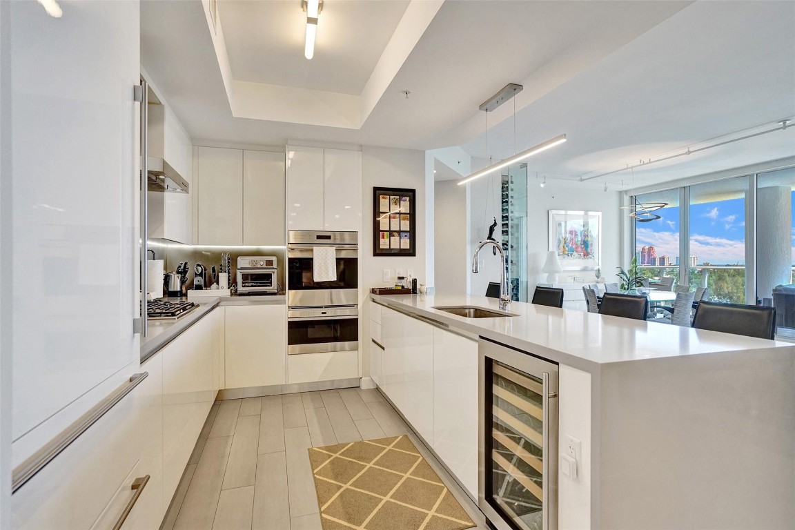 1180 N Federal #804, Fort Lauderdale FL 33304