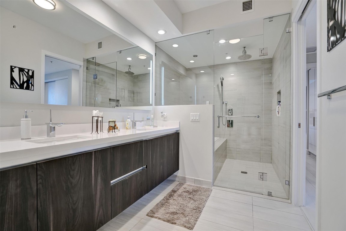 1180 N Federal #804, Fort Lauderdale FL 33304