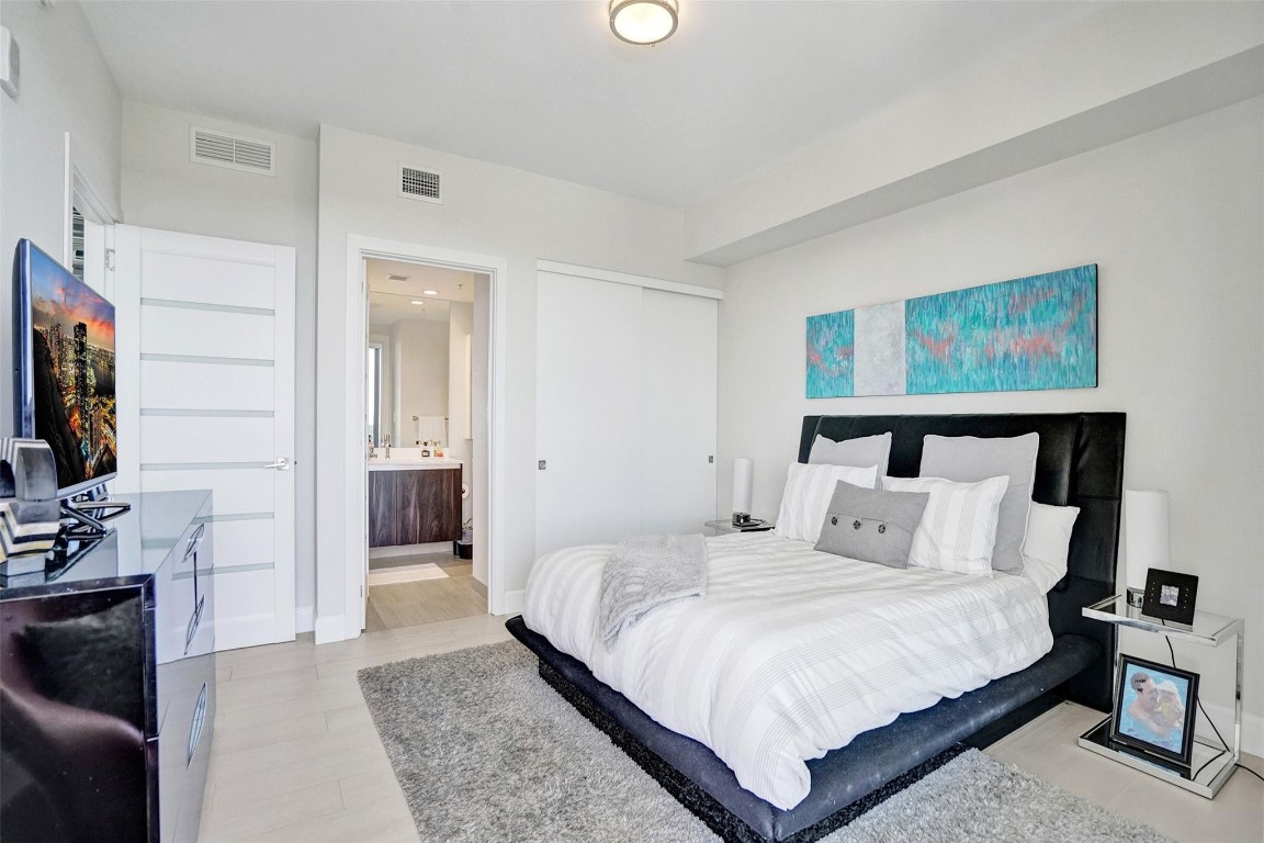 1180 N Federal #804, Fort Lauderdale FL 33304