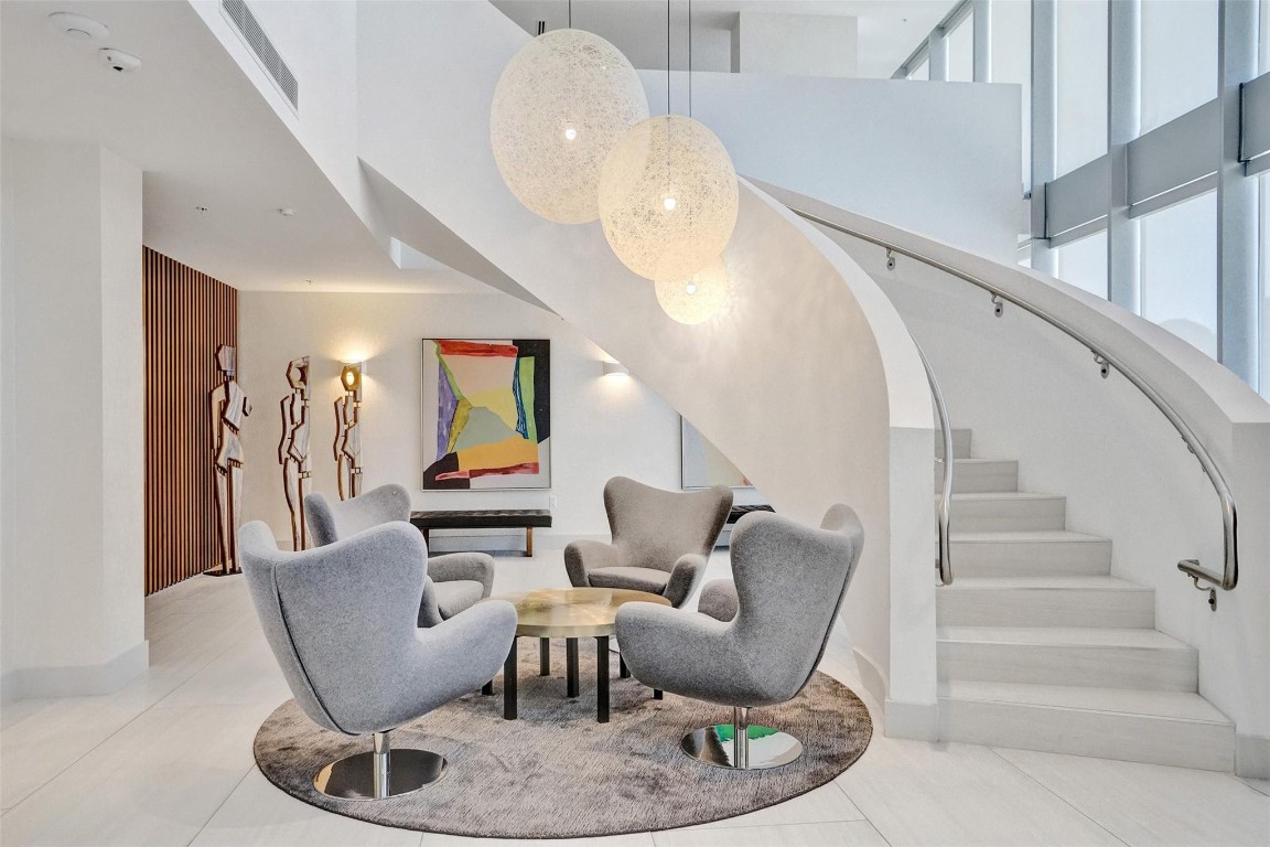 1180 N Federal #804, Fort Lauderdale FL 33304