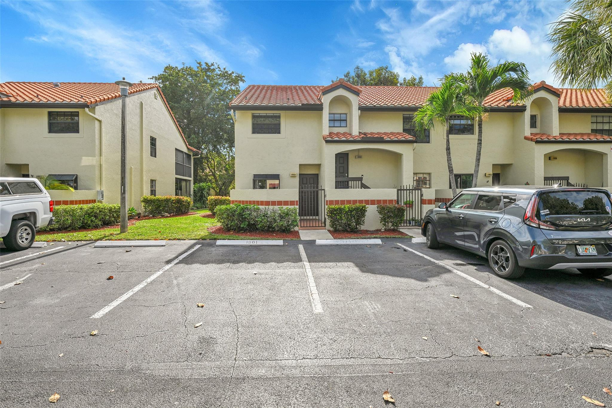 1901 Congressional #1901, Deerfield Beach FL 33442