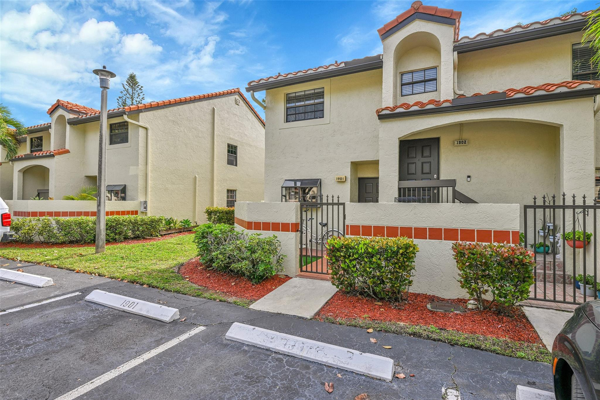 1901 Congressional #1901, Deerfield Beach FL 33442