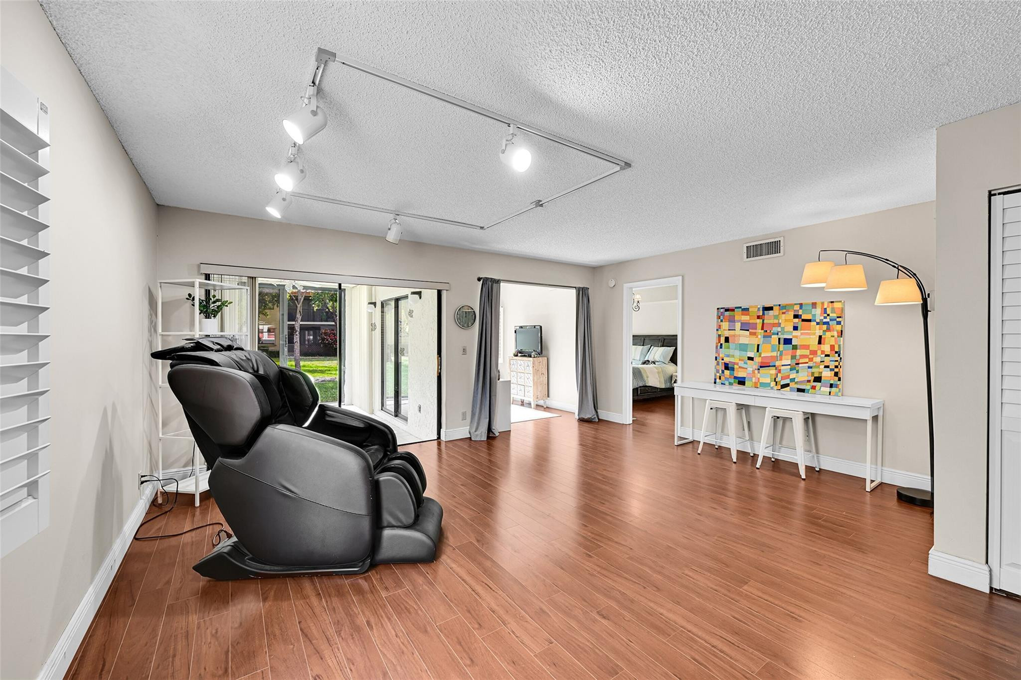 1901 Congressional #1901, Deerfield Beach FL 33442
