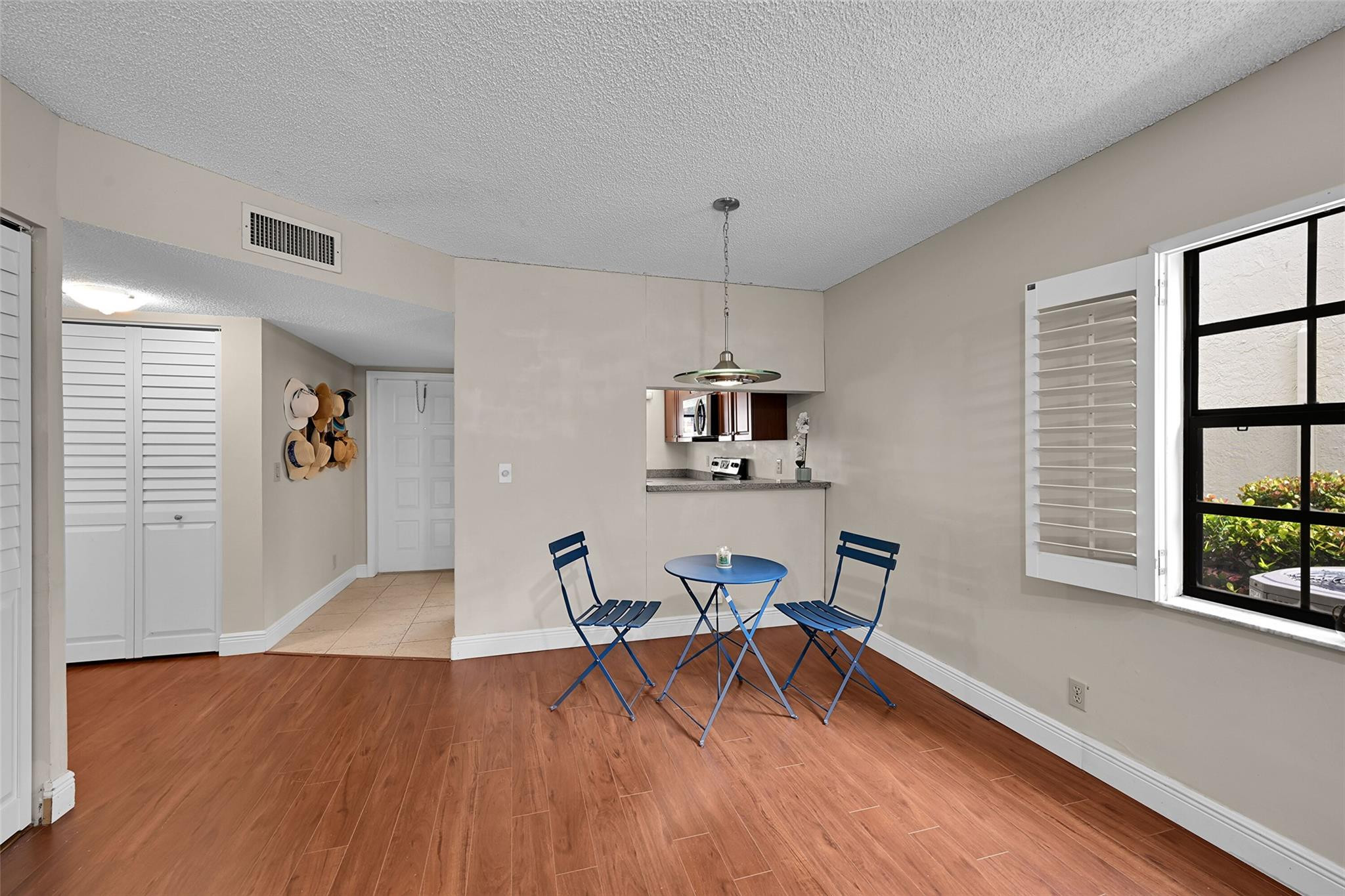 1901 Congressional #1901, Deerfield Beach FL 33442