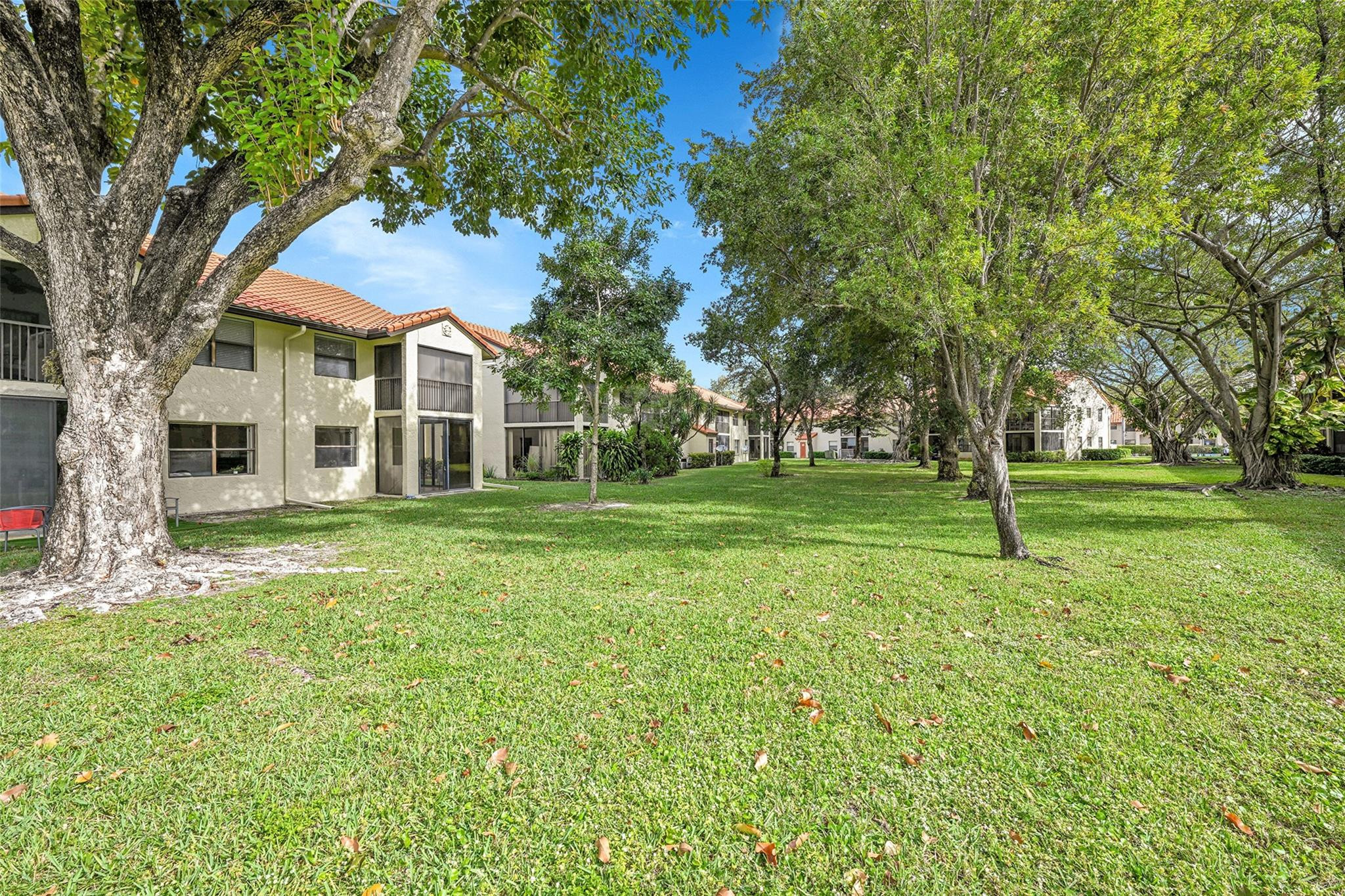 1901 Congressional #1901, Deerfield Beach FL 33442