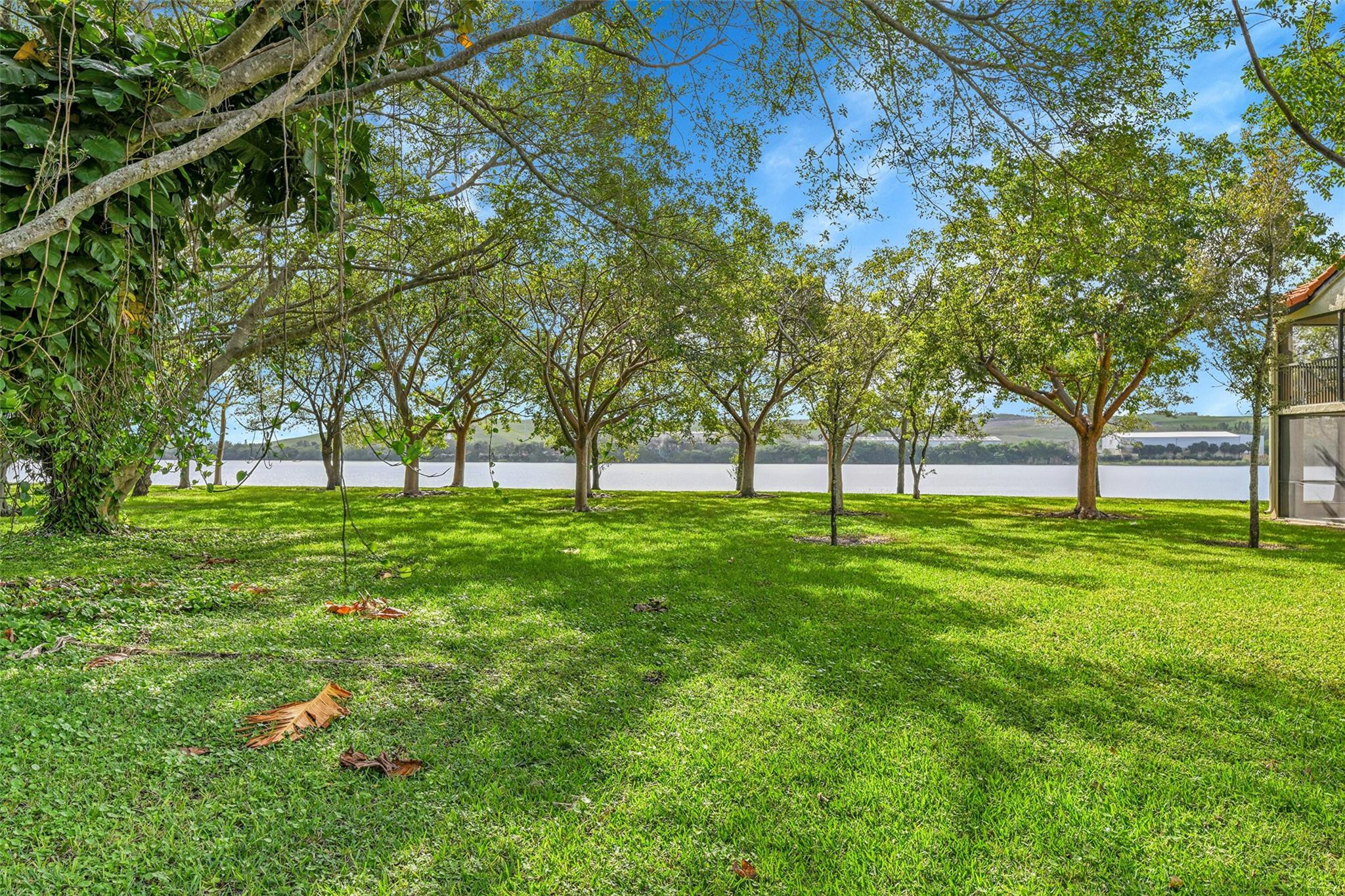 1901 Congressional #1901, Deerfield Beach FL 33442