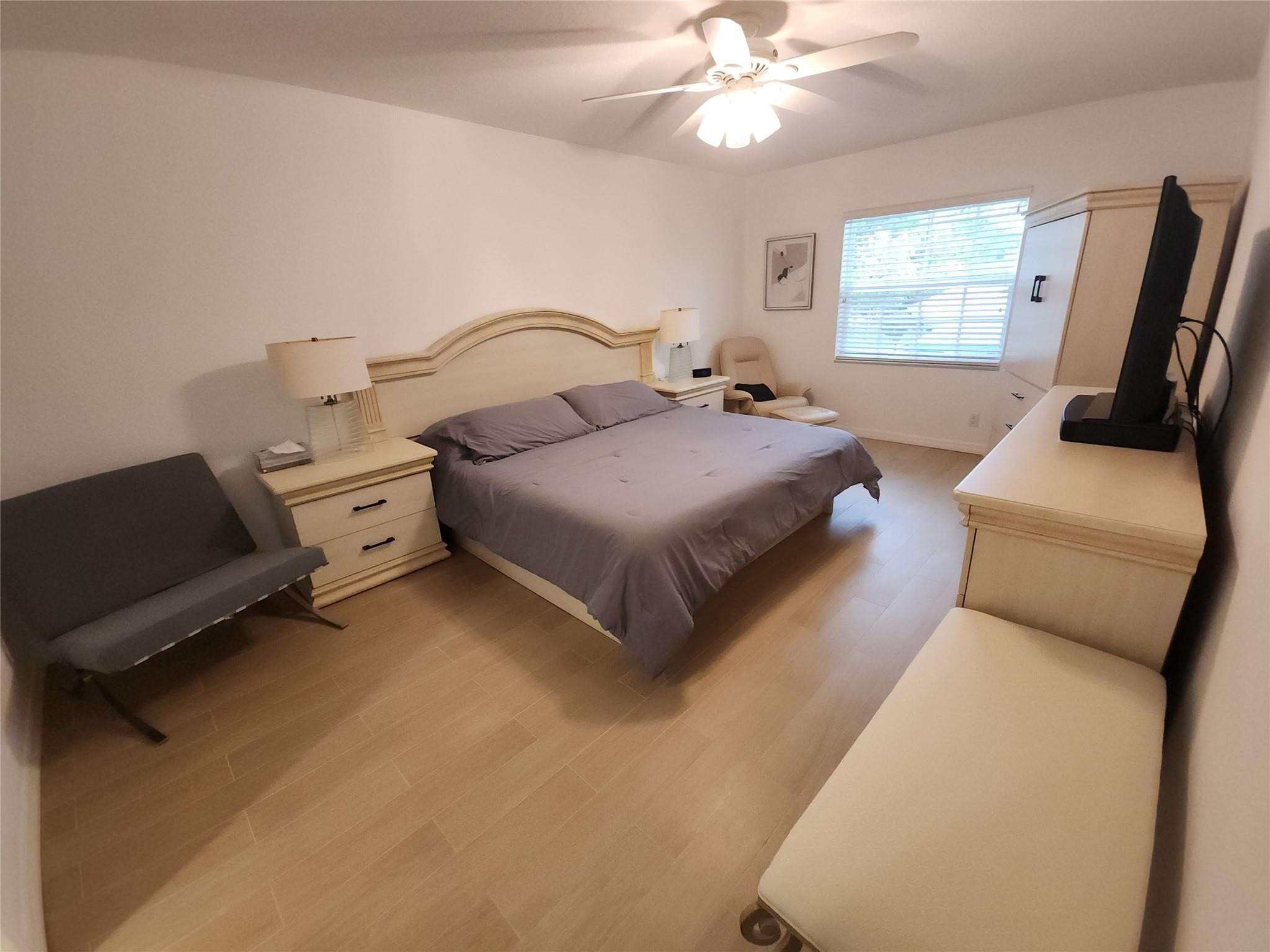 6437 Bay Club #4, Fort Lauderdale FL 33308