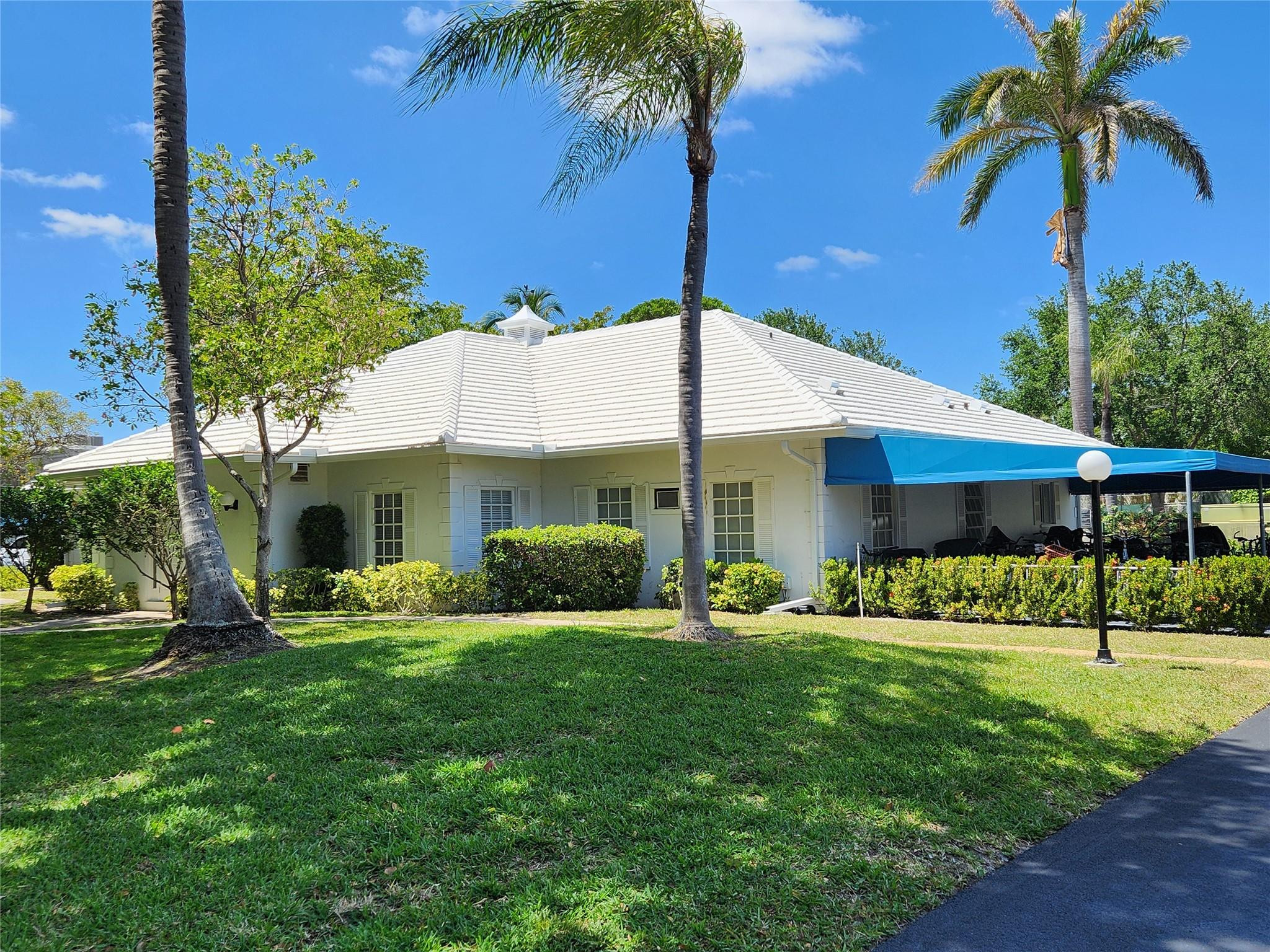 6437 Bay Club #4, Fort Lauderdale FL 33308