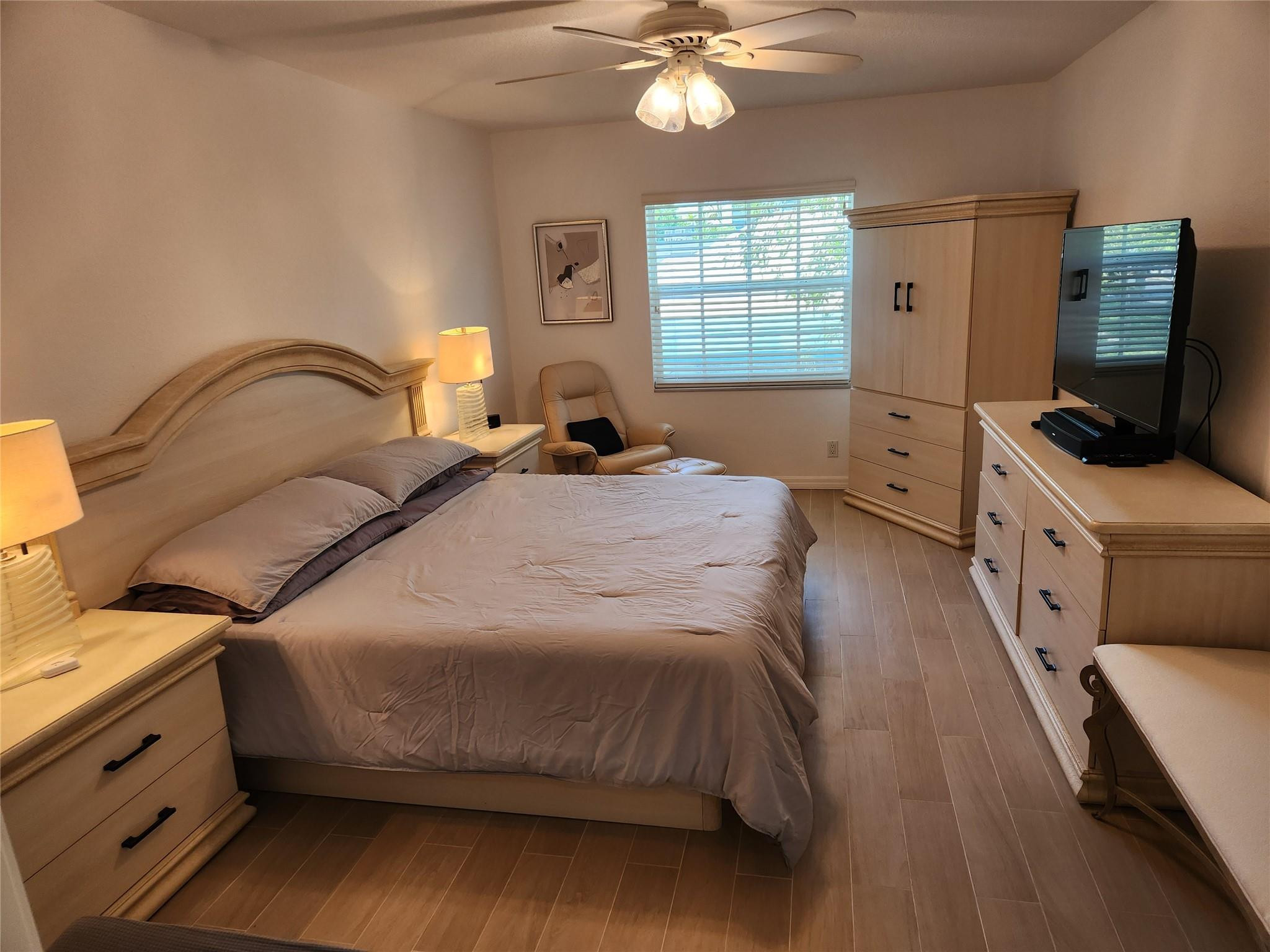 6437 Bay Club #4, Fort Lauderdale FL 33308