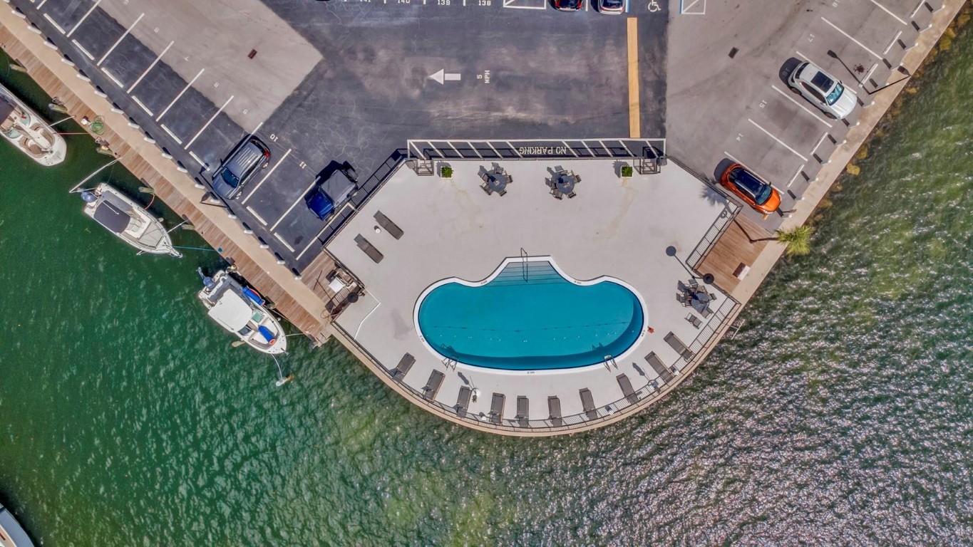 11930 N Bayshore #404, North Miami FL 33181