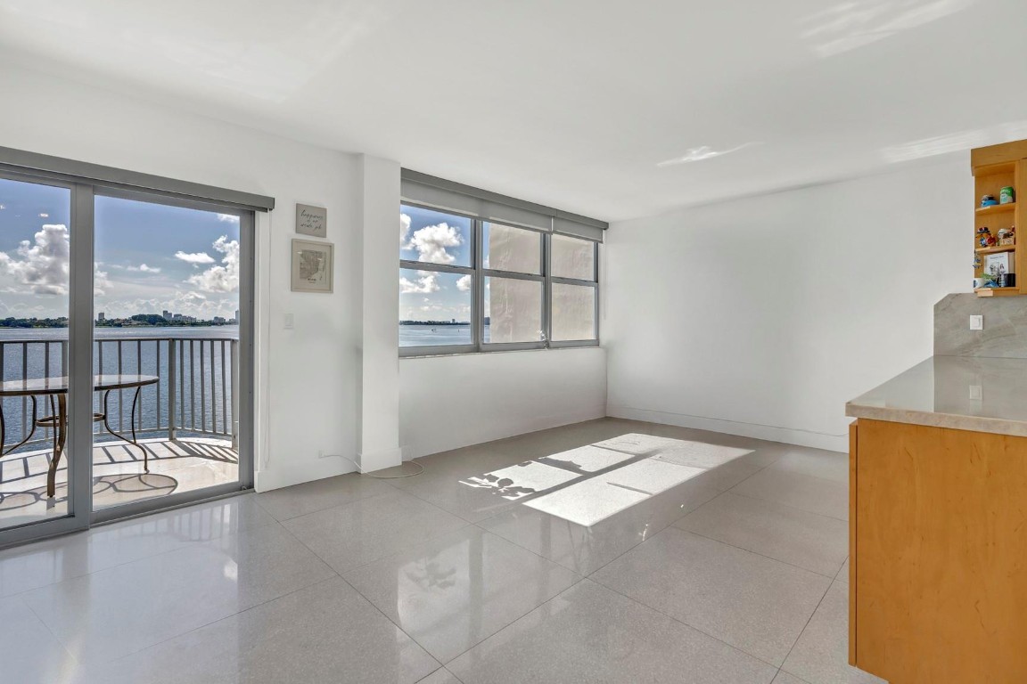 11930 N Bayshore #404, North Miami FL 33181
