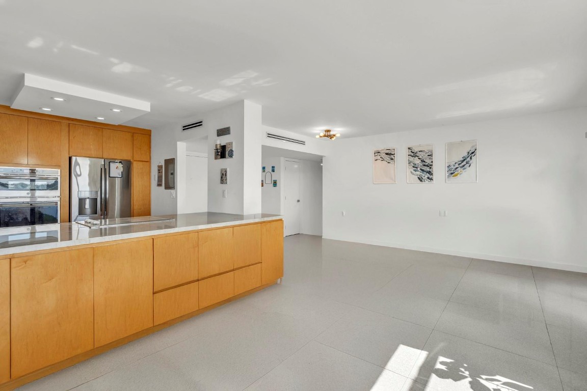 11930 N Bayshore #404, North Miami FL 33181